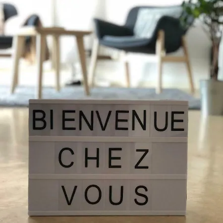 Woezon Na Mi Lyon