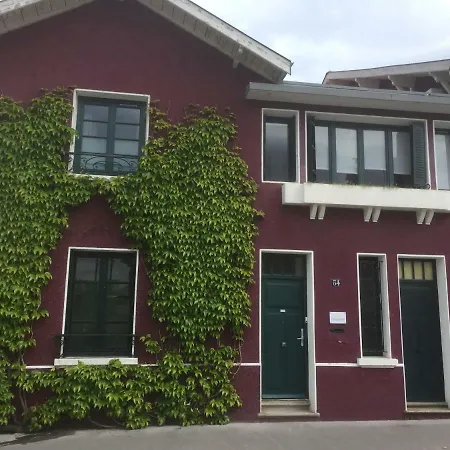 Oda ve Kahvaltı La Maison Prune *