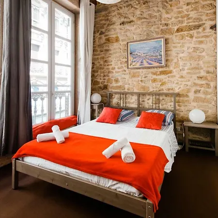 Constantine Terreaux Apartment
