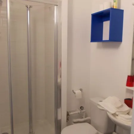 Saint Clair Cite Internationale Apartment *
