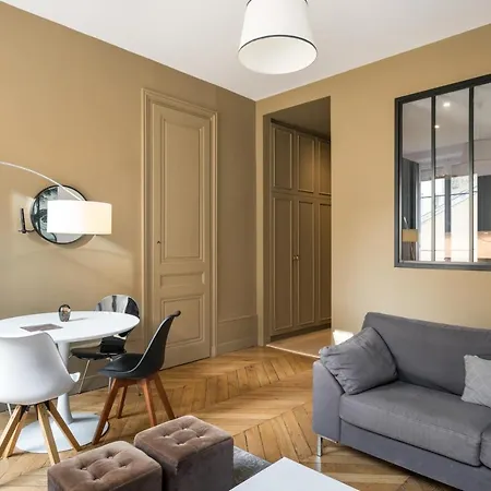 Honorê - Barre Appartement *
