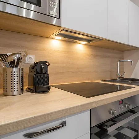 Dify Vitton - Massena Apartment *
