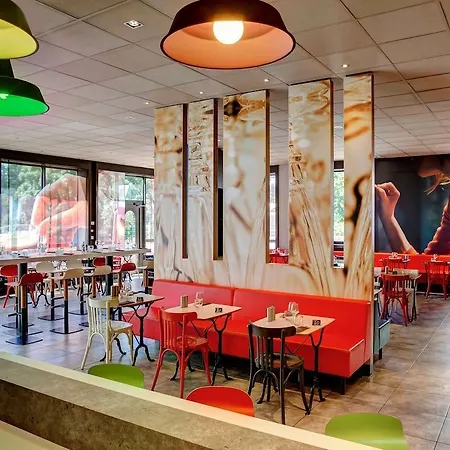 Hotel Ibis Gerland Musee Des Confluences Lyon