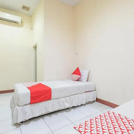 Hotel Oyo 1691 Wisma Benhil Toddopuli