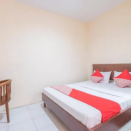 Hotel Oyo 1691 Wisma Benhil Toddopuli Makassar