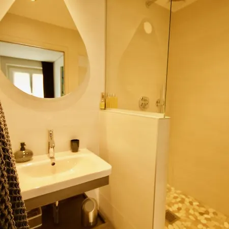 Les Galets Bed & Breakfast