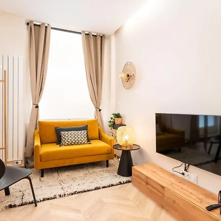 Les Cocon Des Pentes De La Soie Apartamento