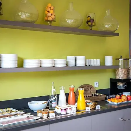 Dock Ouest Groupe Paul Bocuse Appart hôtel 3*