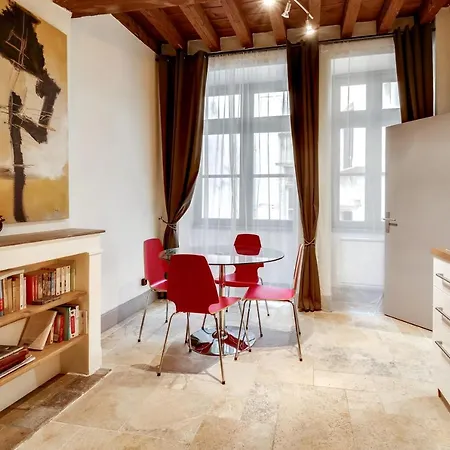 Апартаменты La Maison Debourg *