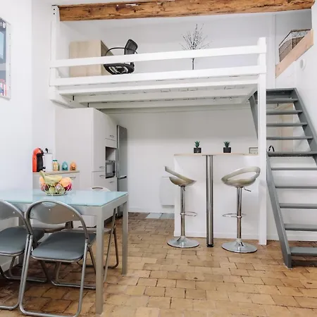 Bnbgones - Le Saint Vincent- Hypercentre Wifi Netflix Appartement Lyon