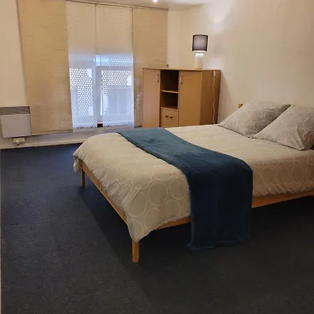 / Duplex Proche Gare Part-dieu Appartamento