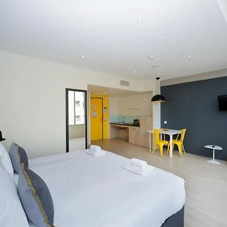 Aparthotel Staycity Rue Garibaldi