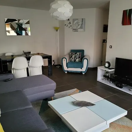 Apartamento Privee 3 *
