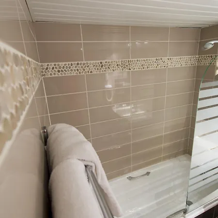 La Hotel 3*