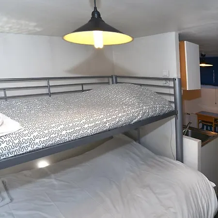 Maison d'hôtes In Studio - Mini Studio Peniche Au Coeur De Lyon, Insolite Et Calme