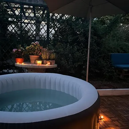 Superbe Avec Jacuzzi Avec Jardin Prive Casa de Férias *