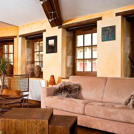 Apartment Le Petit Tramassac By Mon Particulier *