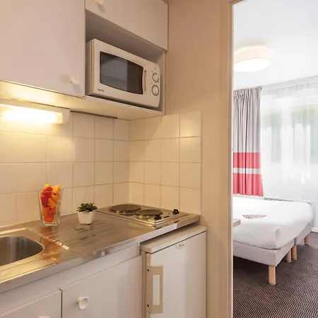 Appart'city Classic Part Dieu Garibaldi Apart Otel