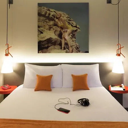 Ibis Styles Centre Confluence 3* Lyon