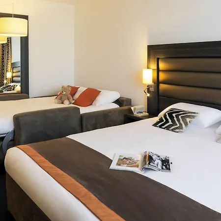 Otel Mercure Centre - Gare Part Dieu 4*