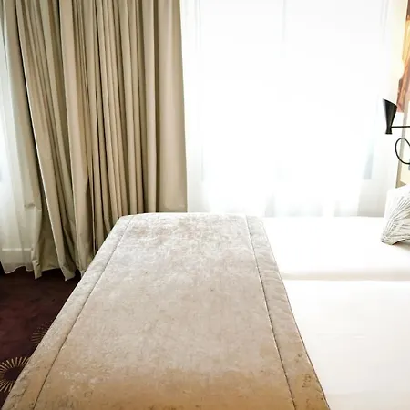 Otel Mercure Centre Plaza Republique Lyon