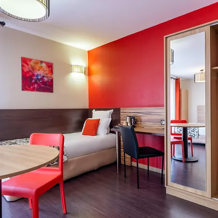 Aparthotel Adagio Patio Confluence 4*