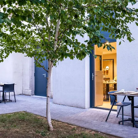 Apartmanhotel Adagio Patio Confluence