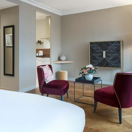 Warwick Reine Astrid - Apart-hotel Lyon