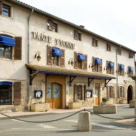 Logis Tante Yvonne & Son Restaurant Semi-gastronomique - Lyon Nord Otel 3*