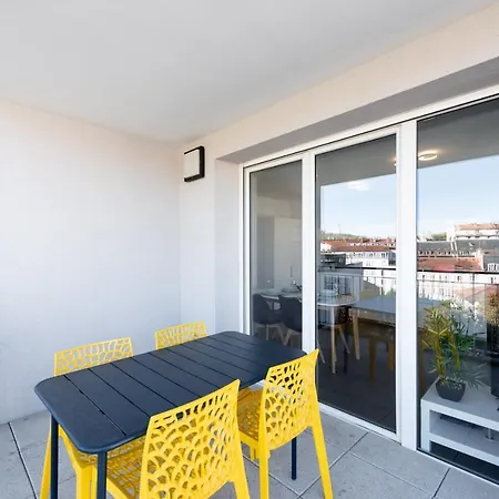 Apartment Bluemary - Spacieux T3 Garage Balcon