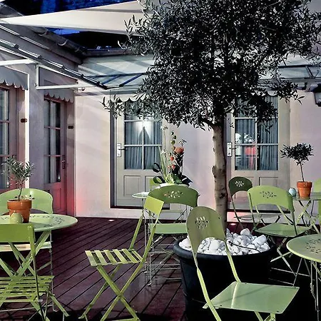 Alexandra Hotel 4*
