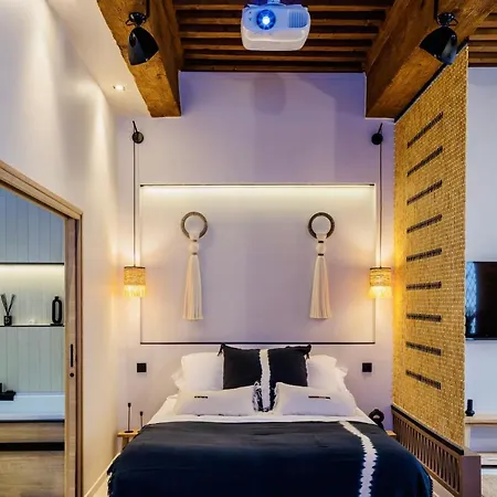 Host Le Lumiere Spa&cinéma * Lyon