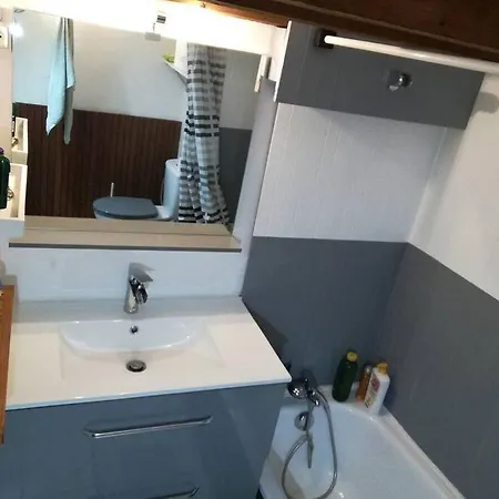 Apartment Joli Canut Coeur Croix-rousse