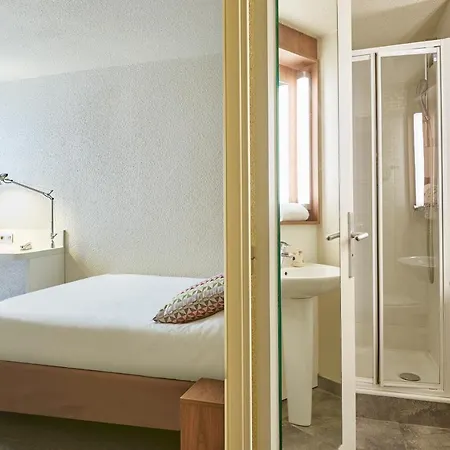 Hotell Campanile Centre - Berges Du Rhone Lyon
