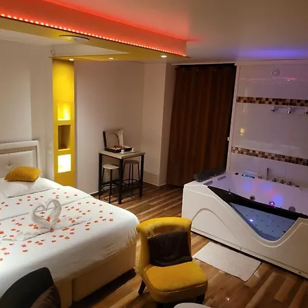 Apartamento Celyna Avec Jacuzzi Privatif *