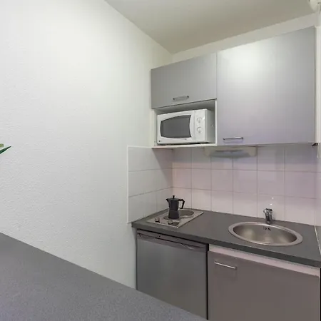 Aparthotel Appart'city Classic Vaise St Cyr