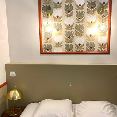 Hotel Hotelo Charite 3*