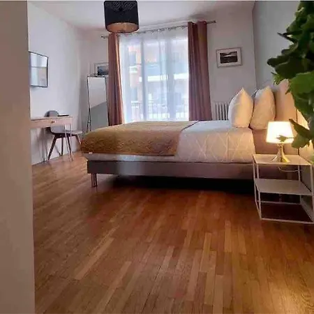 Traversant Elegant - Parking Prive *