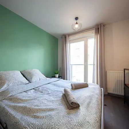 Appartement Le Petit Hector -studio Cosy Avec Parking -debourg
