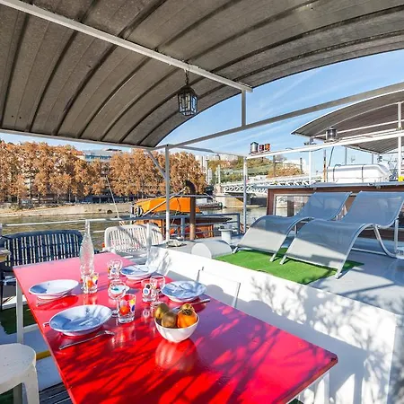 La Peniche Sur La Saone Bådhotel
