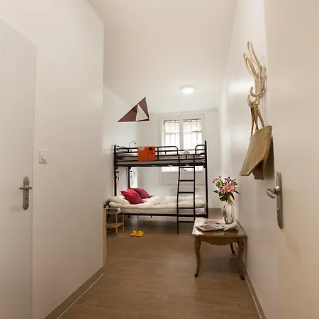 Hostel Le Flaneur