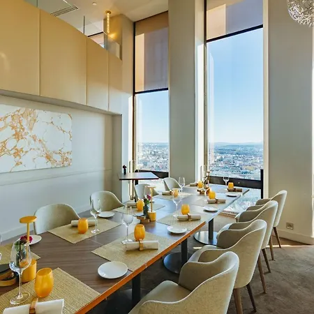 Radisson Blu Hotel, Otel 4*