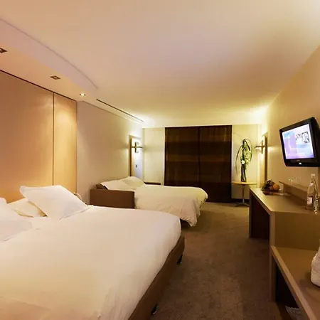 Métropole Hotel 4*