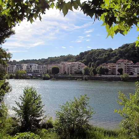 Lyon-ouest Szálloda 3*