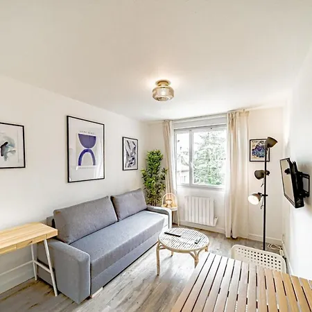 Le Petit Dauphine-studio Renove-sans Soucis Lyon