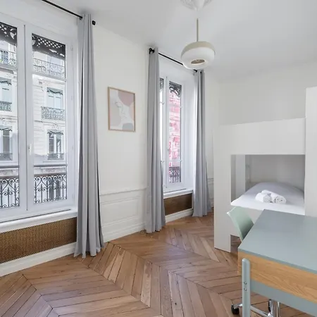 Le Merveilleux - Appt 111m2 Au Coeur De Appartement Lyon