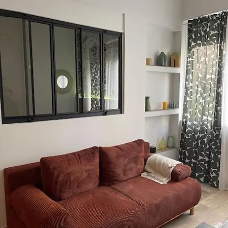The Place To Be 7 * Lyon