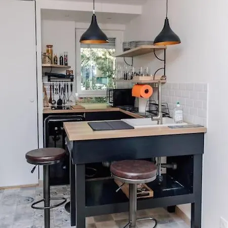 Design Renove/ Berges Du Rhone Appartement