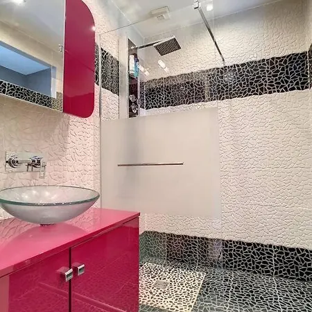 Villa Oasis Urbaine A - Jardin& Jacuzzi Lyon