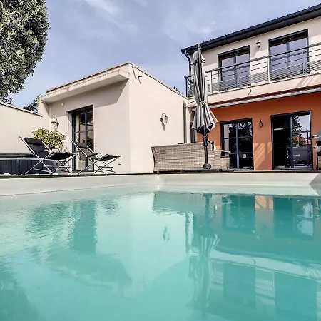 Oasis Urbaine A - Jardin& Jacuzzi * Lyon